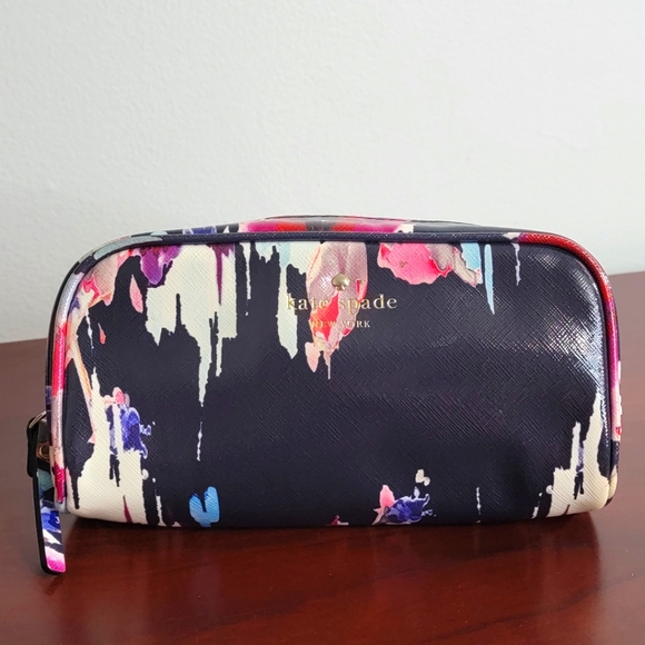 kate spade Bags Kate Spade Cedar Street Floral Cosmetic Case Poshmark